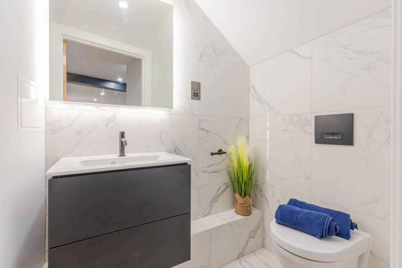 Dragon Suites - Yukina Suite - 2 Bed City Centre House With Garden Edinburgh Exterior photo