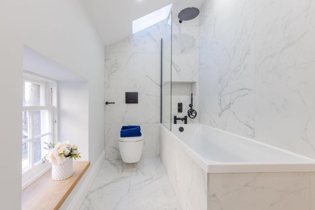 Dragon Suites - Yukina Suite - 2 Bed City Centre House With Garden Edinburgh Exterior photo